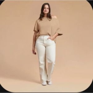 Nuuds off the shoulder top